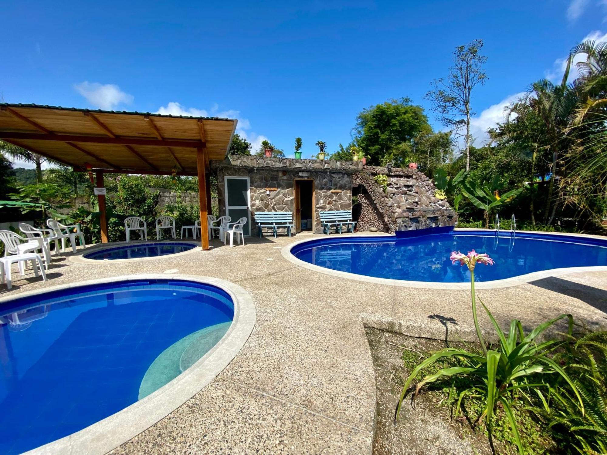 Hosteria Arasari Mindo Luaran gambar