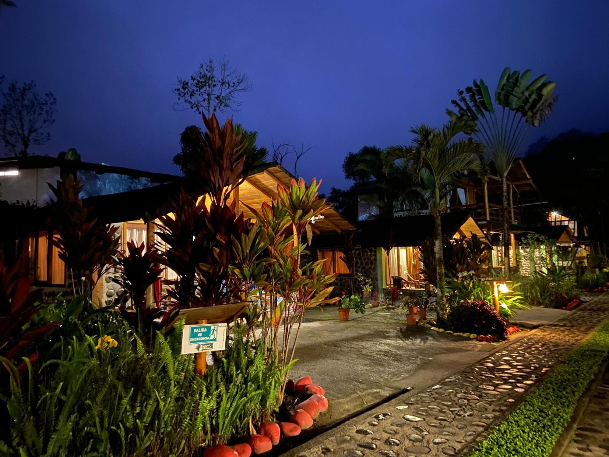 Hosteria Arasari Mindo Luaran gambar