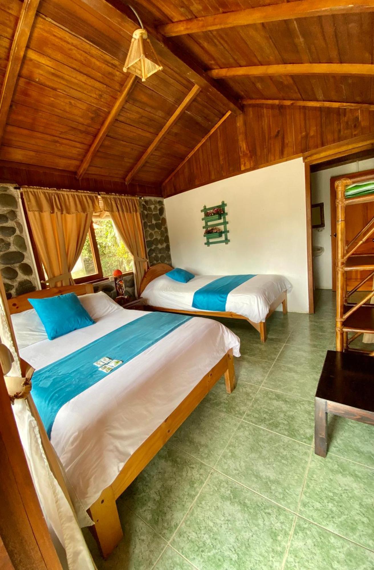 Hosteria Arasari Mindo Luaran gambar