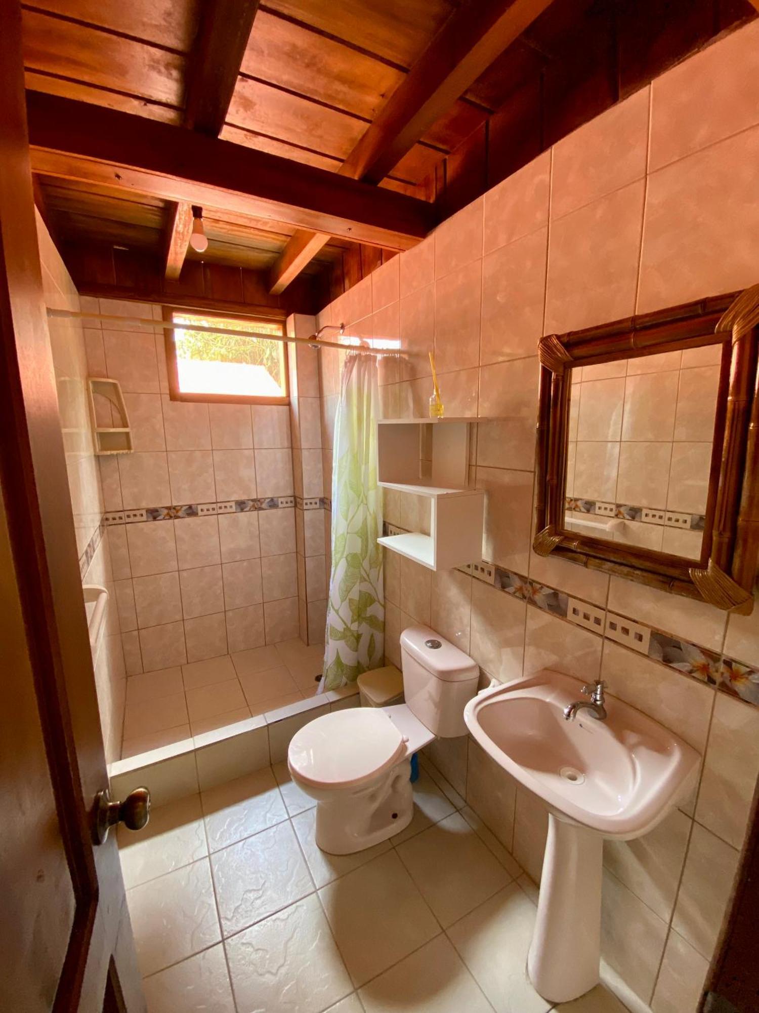Hosteria Arasari Mindo Luaran gambar